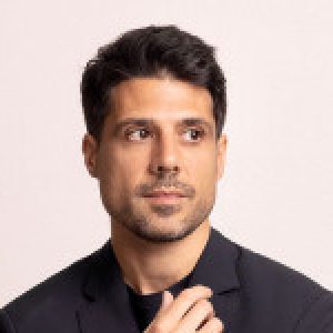 Profile photo of Víctor